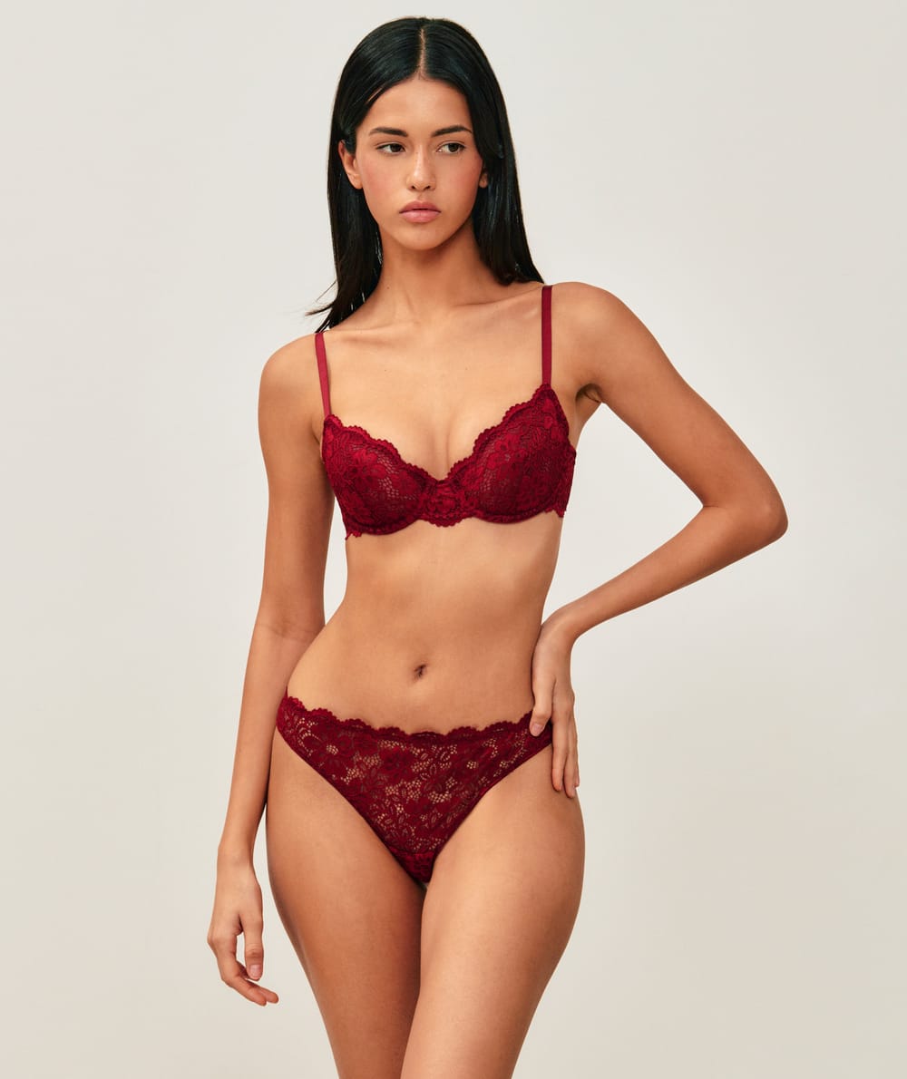 Soutien-gorge corbeille en dentelle florale;