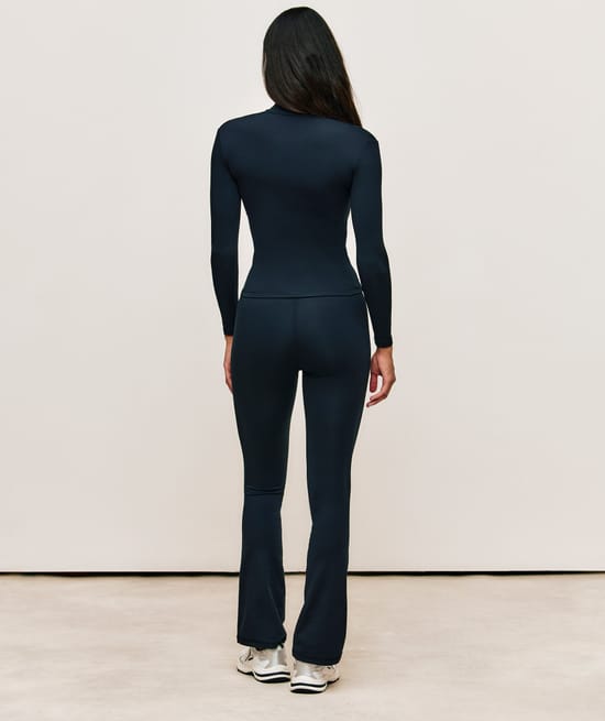 Microfiber sports trousers;