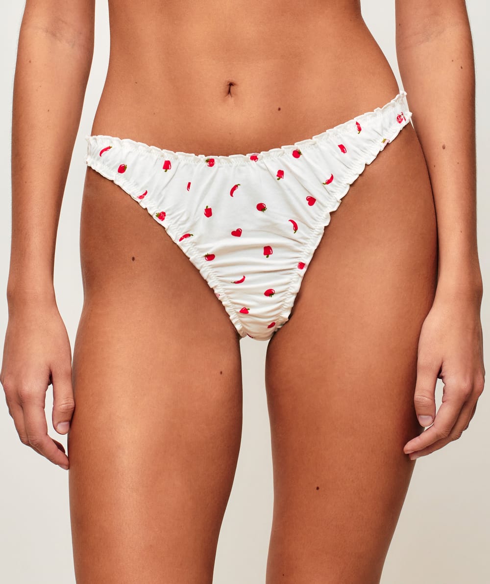 Cotton t-shirt with fruity print and red hearts;