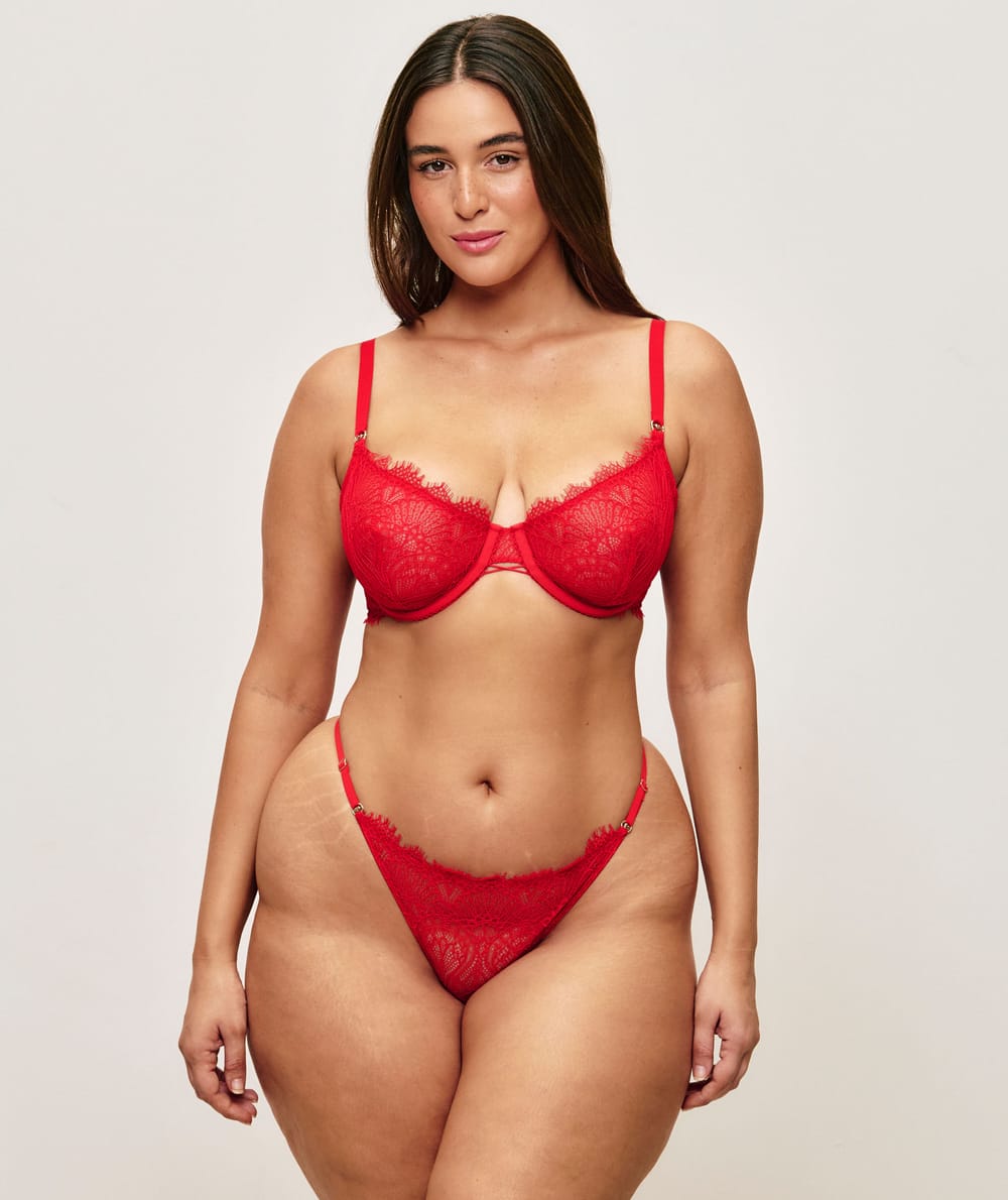 Balconette lace bra;