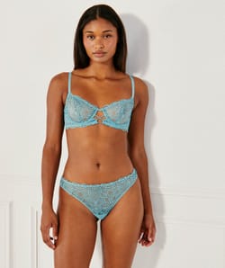 Lace balconette bra;