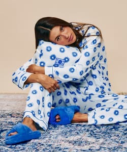 Ribbed jersey pouch with sun pattern;