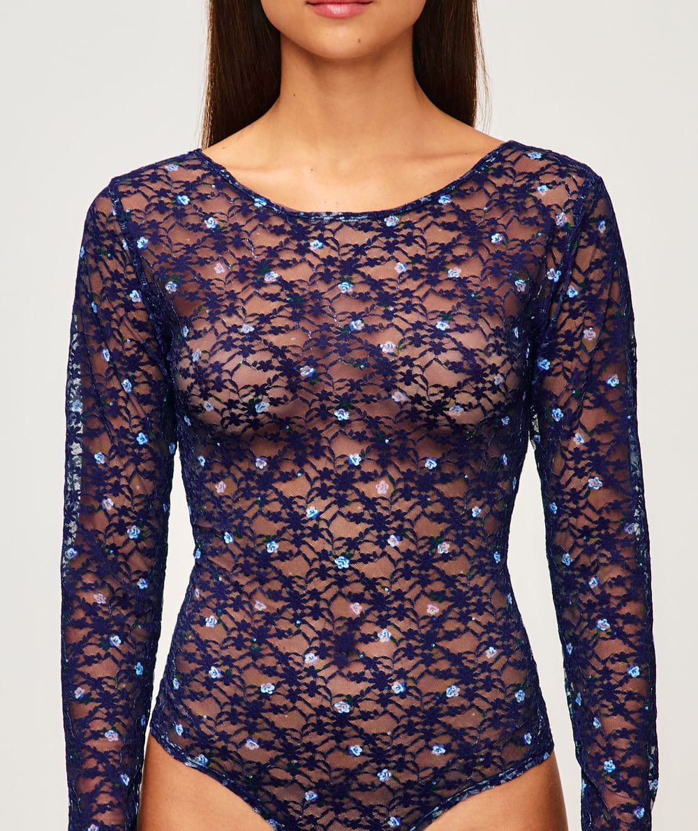 Lace long sleeve bodysuit;