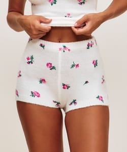 Short en maille &agrave; fleurs;