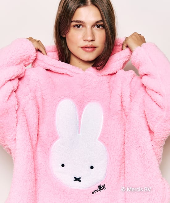Miffy plaid sweater;