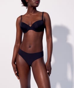 Microfiber push-up padded bra;