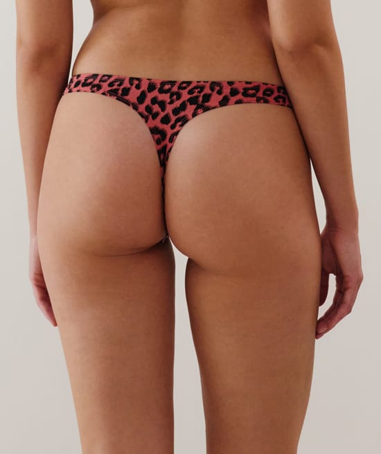 Pack of 3 cotton thongs;