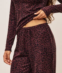 Pantalon en maille thermique motif l&eacute;opard;