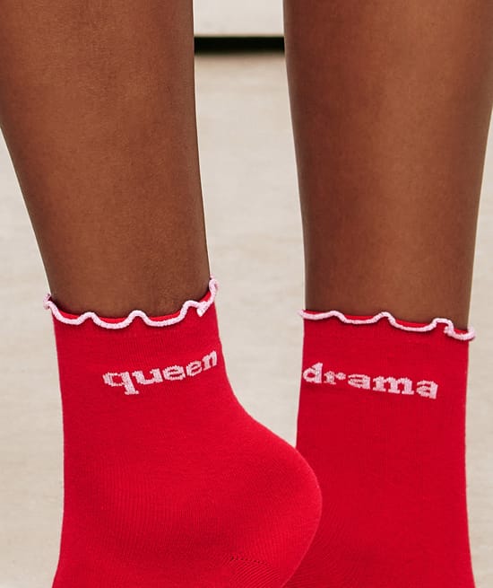 Message socks;