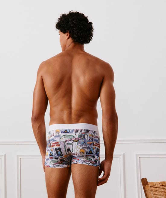 Patterned boxer shorts;
