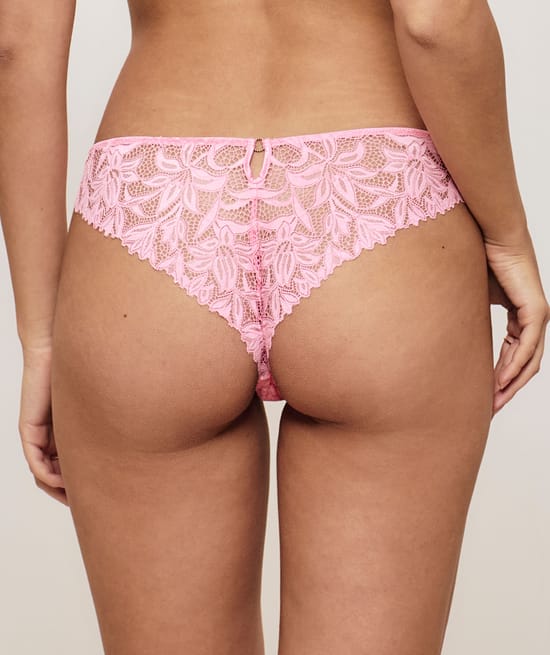 Lace thong;