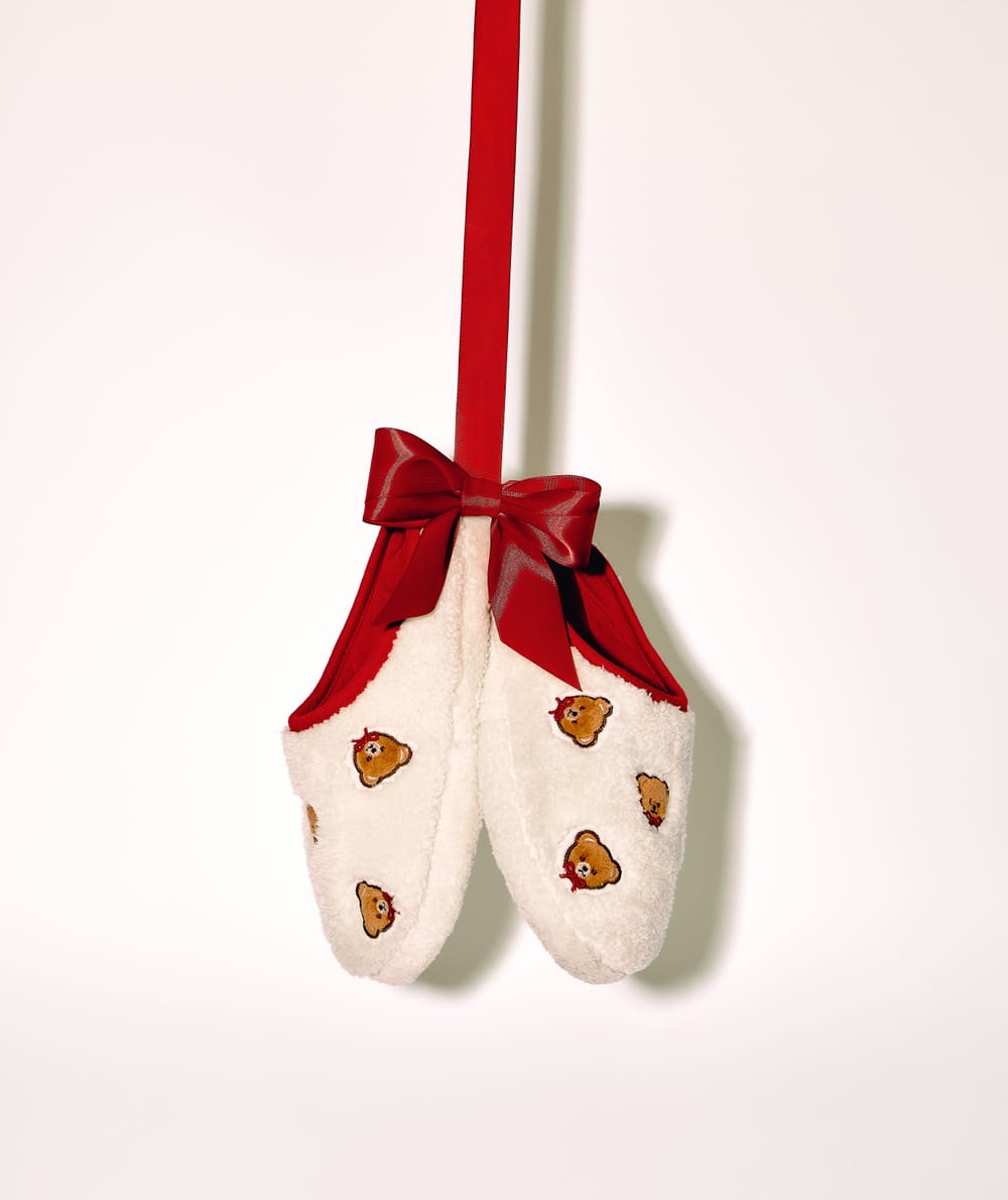 Chaussons en sherpa oursons;