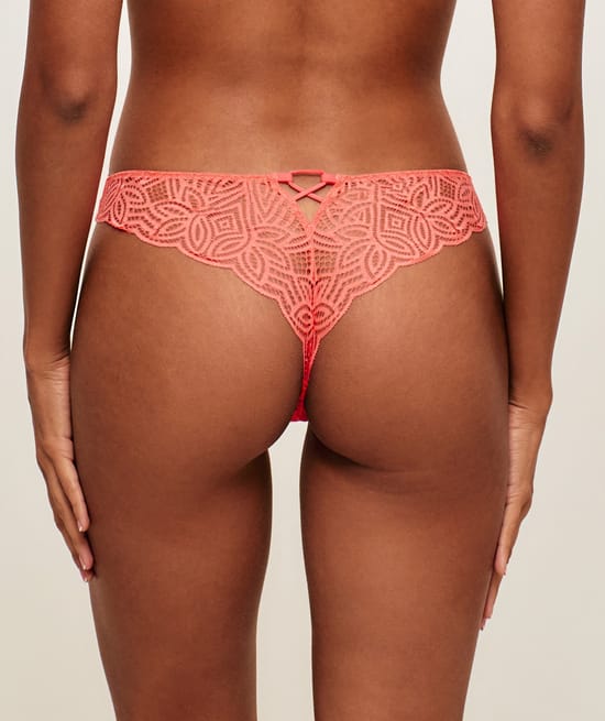 Lace thong;