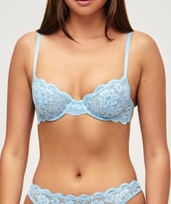 Soutien-gorge corbeille en dentelle florale;