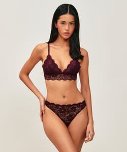 Soutien-gorge triangle ampliforme en dentelle florale;