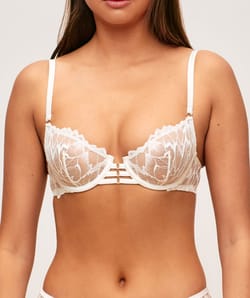 Soutien-gorge corbeille en dentelle;