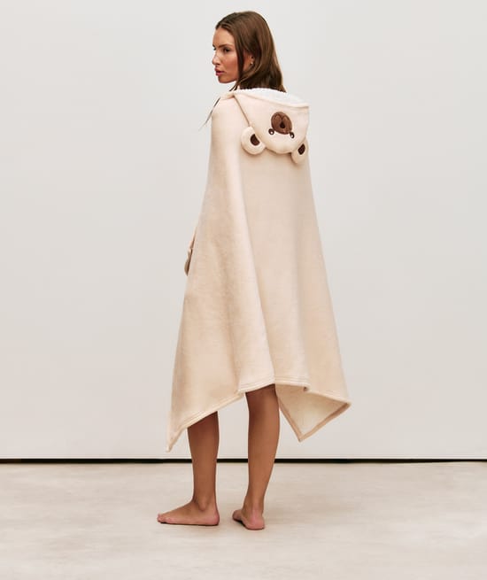 fleece blanket;
