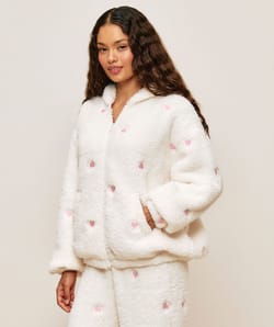 Veste en sherpa brod&eacute;e de coeurs;