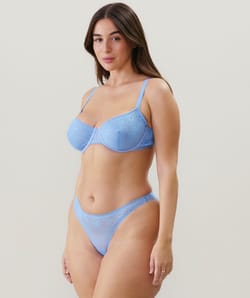 Balconette bra in lace;