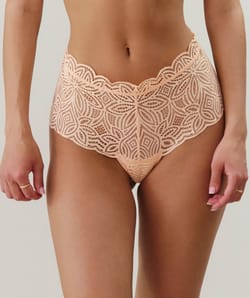 Kanten cheeky slip;