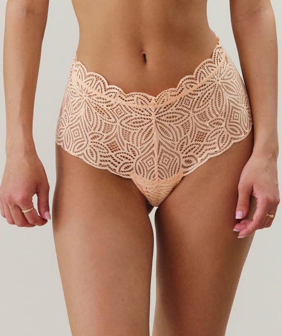 Cheeky en dentelle;