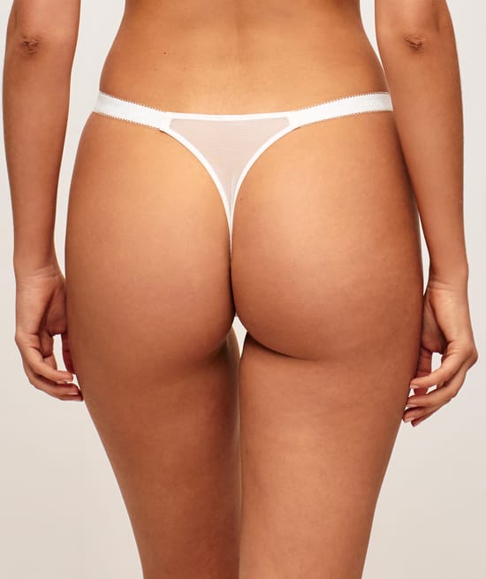 Tulle string with floral embroidery;