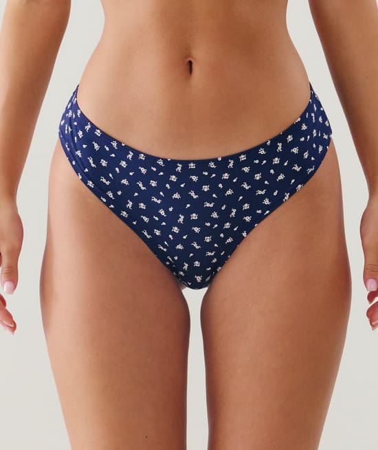 Pack of briefs;