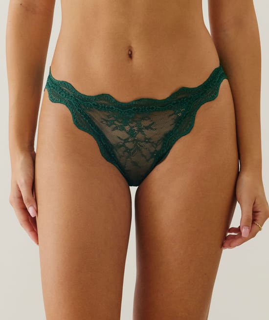 Lace thong;