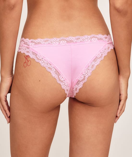 Cotton and lace thong;