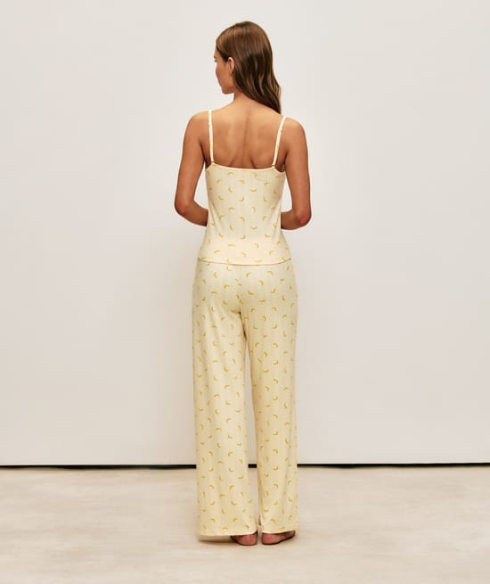 Tank top with banana pattern;