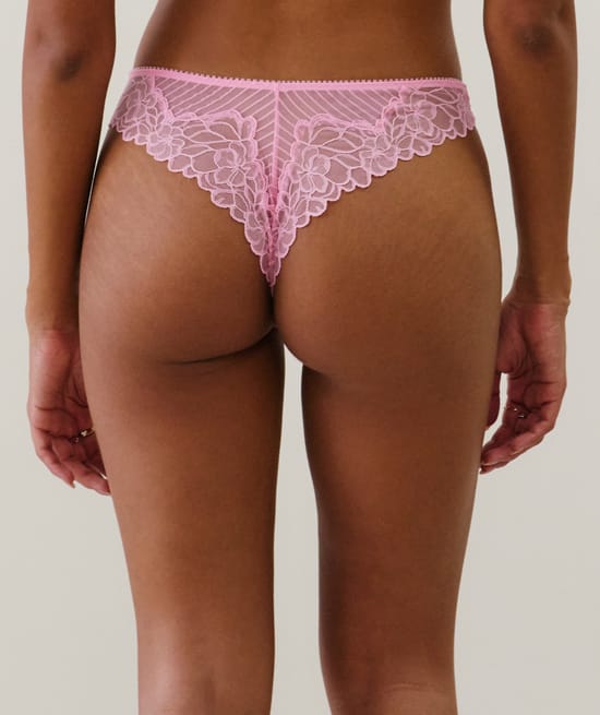 Lace thong;