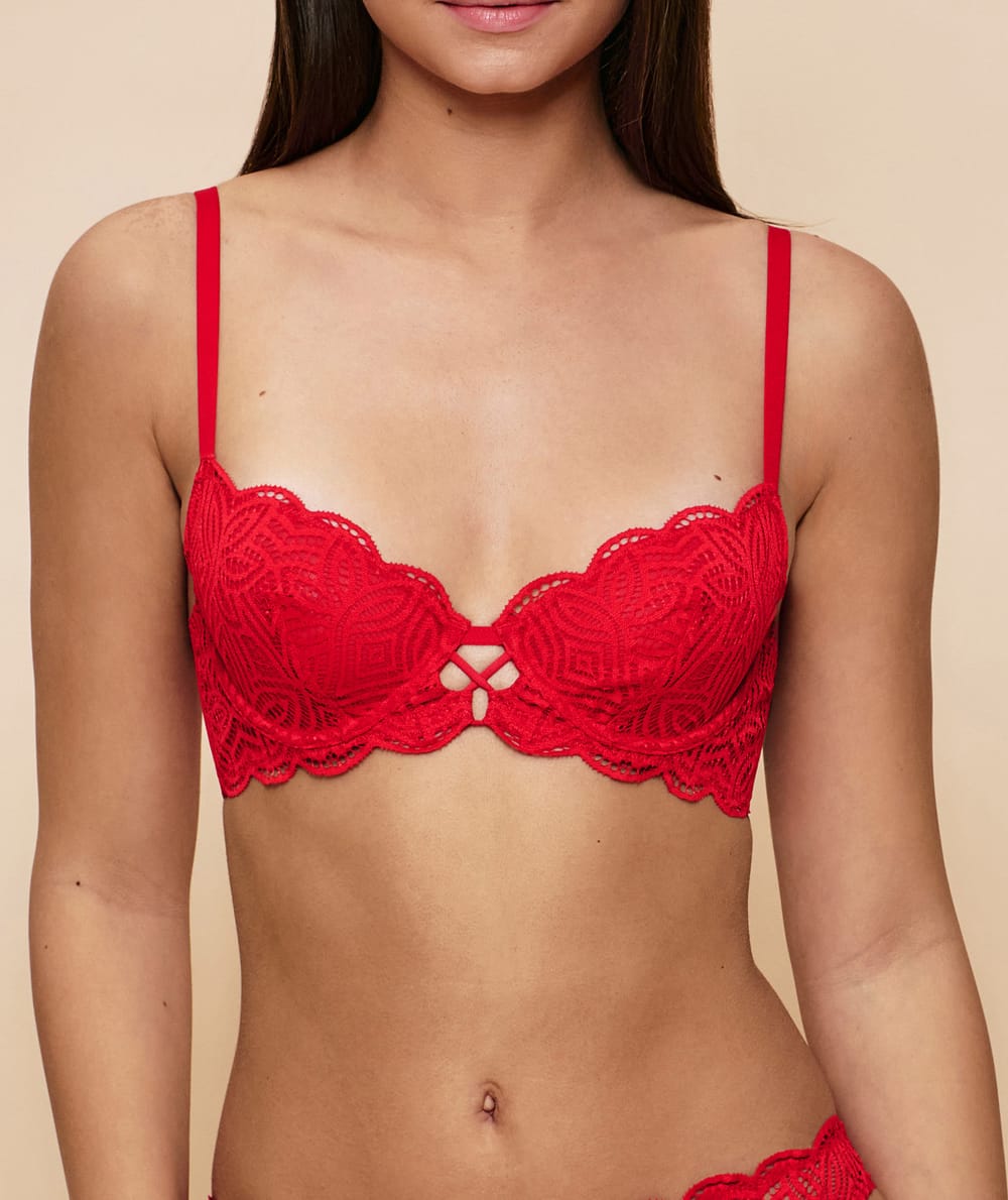 Soutien-gorge corbeille en dentelle;