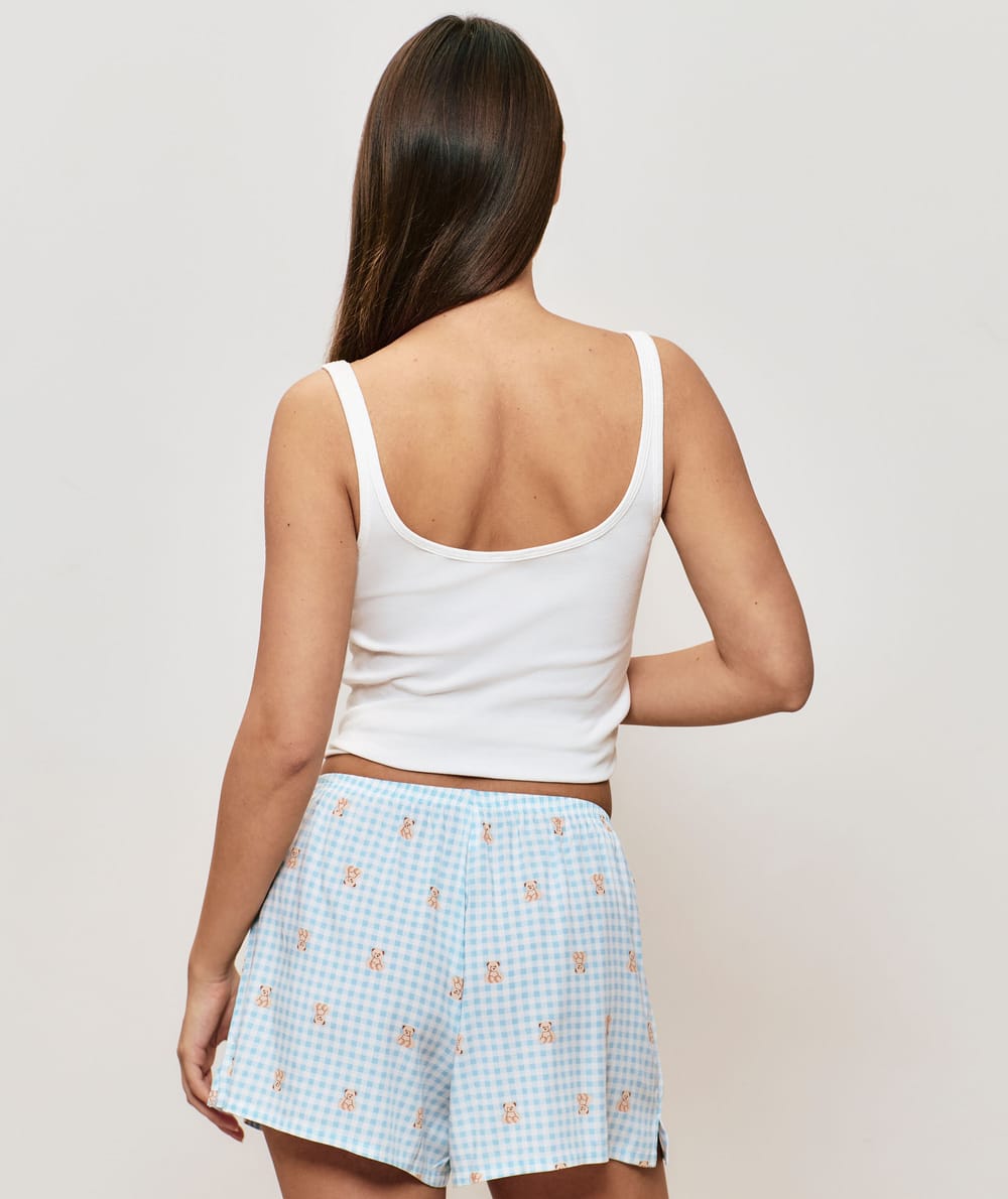 Gingham and teddy bears shorts;