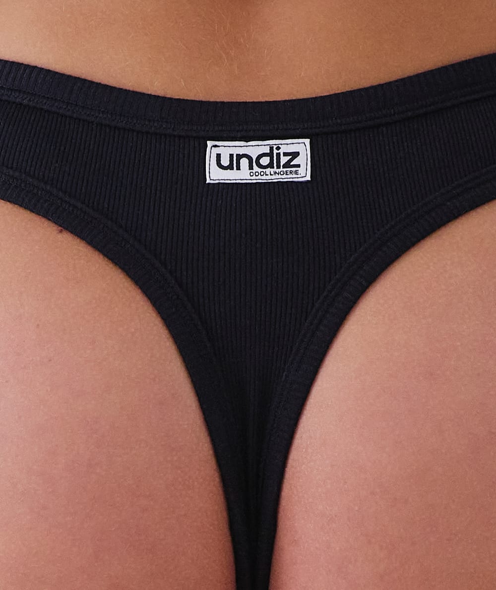 Flujo ligero - Tanga menstrual;