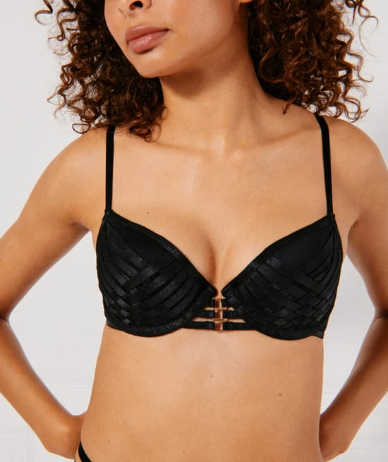 Tulle push-up bra;