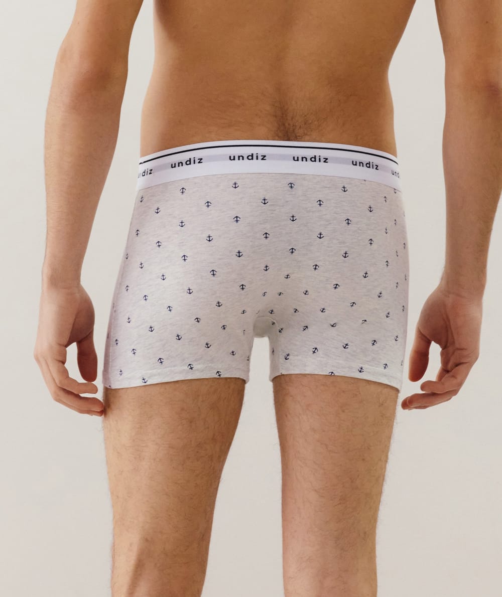 Patterned cotton boxer shorts;