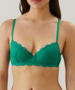 Soutien-gorge ampliforme en dentelle;
