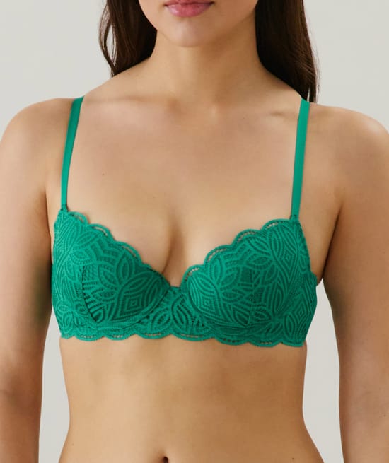 Soutien-gorge ampliforme en dentelle;