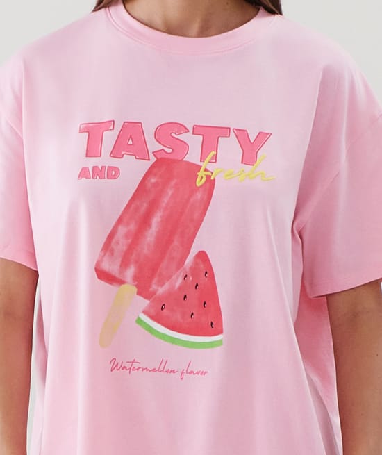 T-shirt Tasty and fresh;