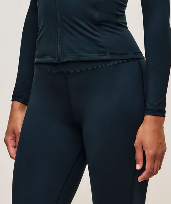 Microfiber sports trousers;
