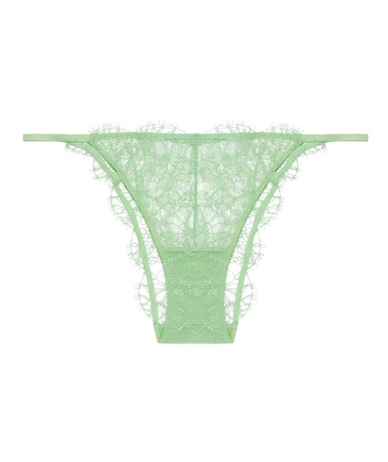 Tanga en dentelle;