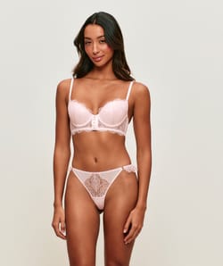 Lace floral push-up bra;