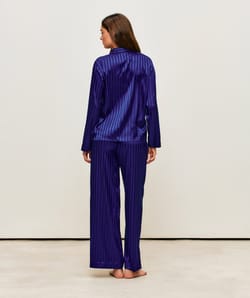 Pantalon large en satin &agrave; rayures;