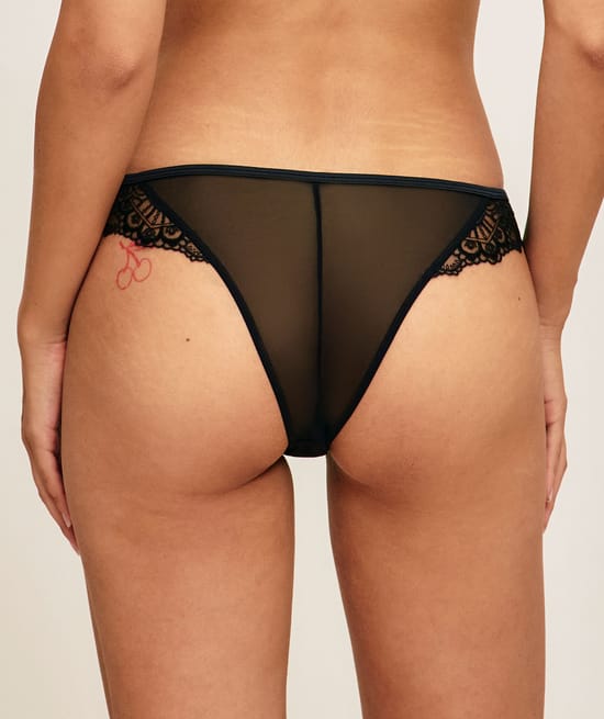 Tanga en mesh avec broderie;