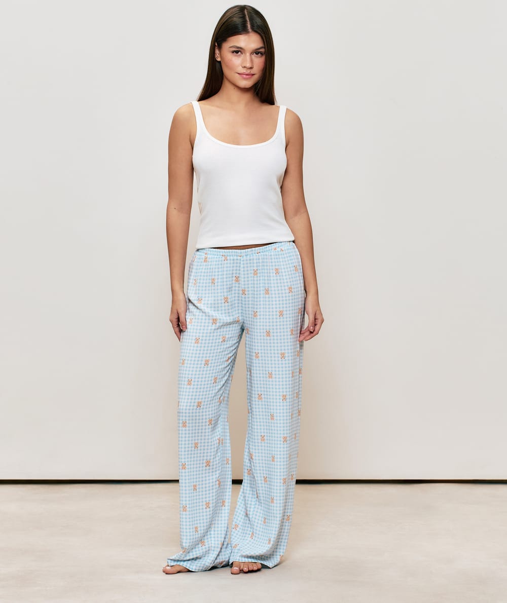 Check trousers with teddy bear pattern;