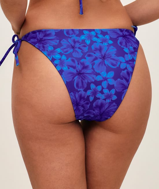 Bikini - Swimsuit bottoms;