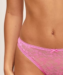 Lace floral panties with a small bow;