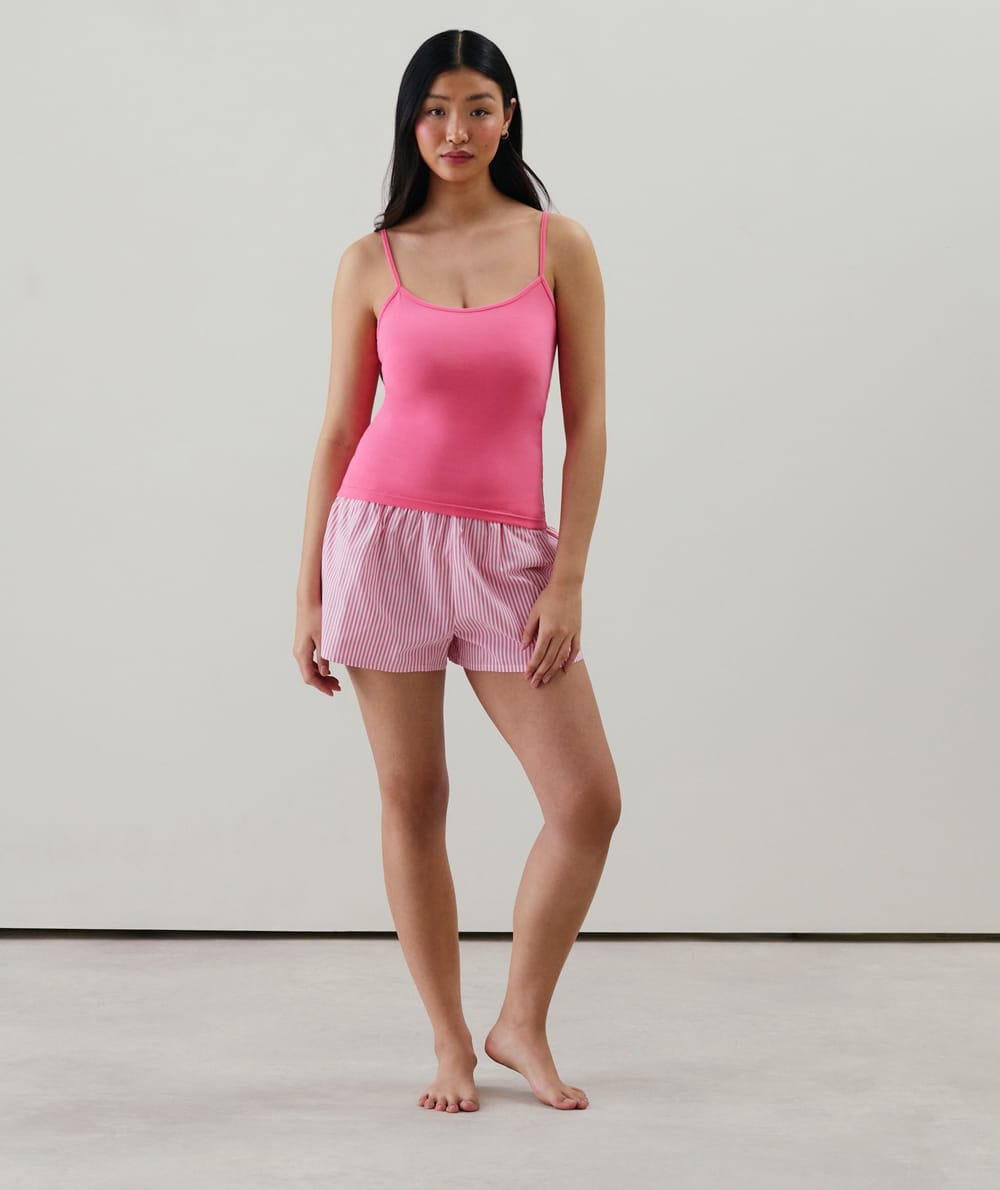 Short de rayas;