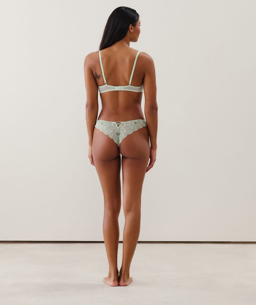 Lace thong;