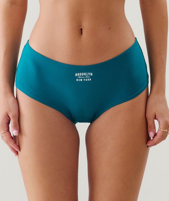 Pack of 3 cotton shorts;